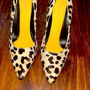 Vero Cuoio Leopard Heels. Pumps. Comfortable Shoes - Women